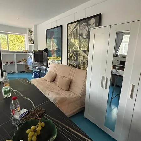 Lumineux Proche Du Parc Des Sources Apartman