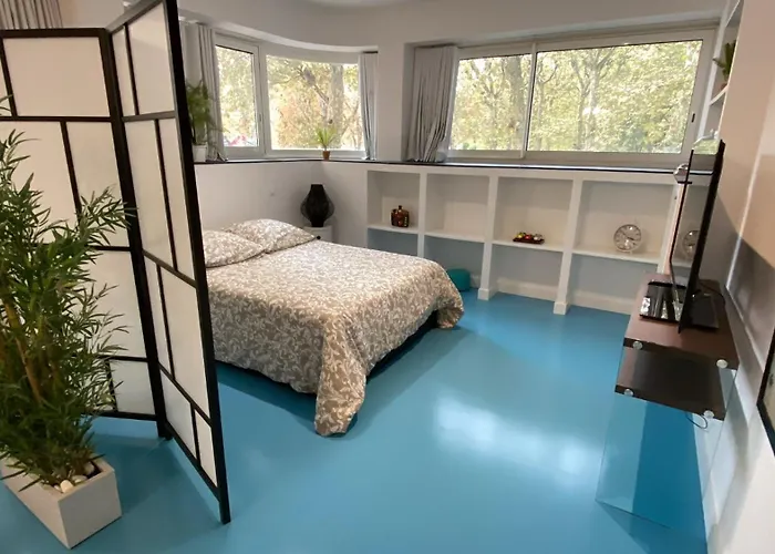 Lumineux Proche Du Parc Des Sources Apartman *